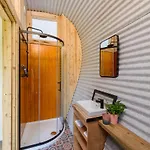 Glamping At The Grove, And خيمة فخمة