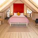 Glamping At The Grove, And 럭셔리텐트