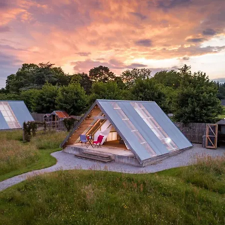 Killarney Glamping At The Grove, Suites And Lodges