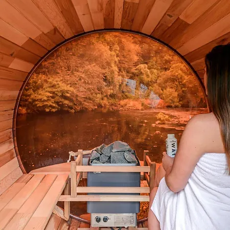 Glamping At The Grove, And Роскошный шатер