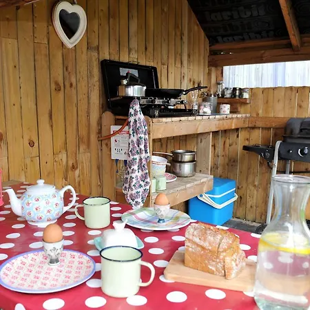 Killarney Glamping At The Grove, Suites And Lodges Killarney