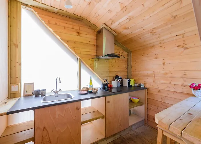 Розкішний намет Glamping At The Grove, And 4*