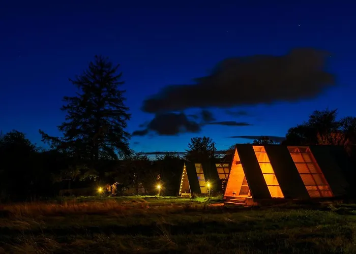 Glamping At The Grove, And Розкішний намет 4*