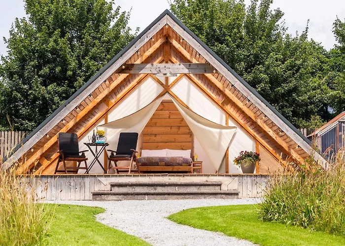 Glamping At The Grove, And Розкішний намет Кілларні