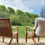 Glamping At The Grove, And Luksustelt