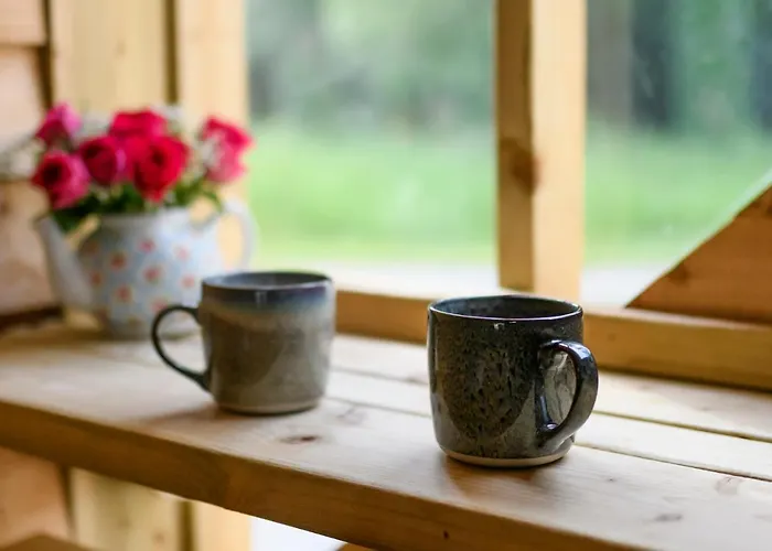 Glamping At The Grove, And Роскошный шатер