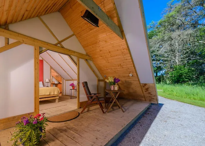 Glamping At The Grove, And Роскошный шатер 4*