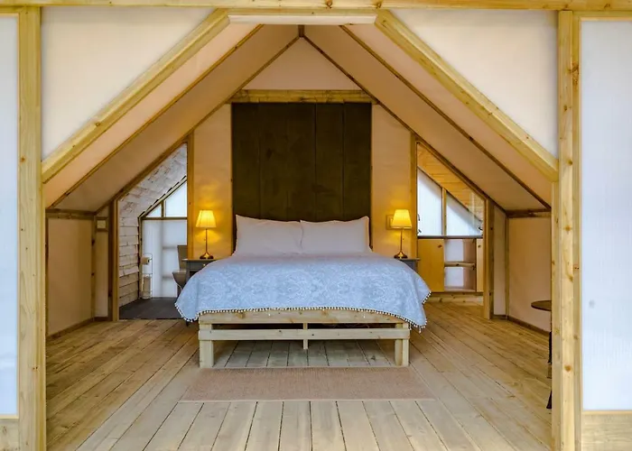 Роскошный шатер Glamping At The Grove, And Килларни